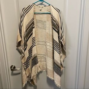 One Size Michael Stars Tan and Black Ruana